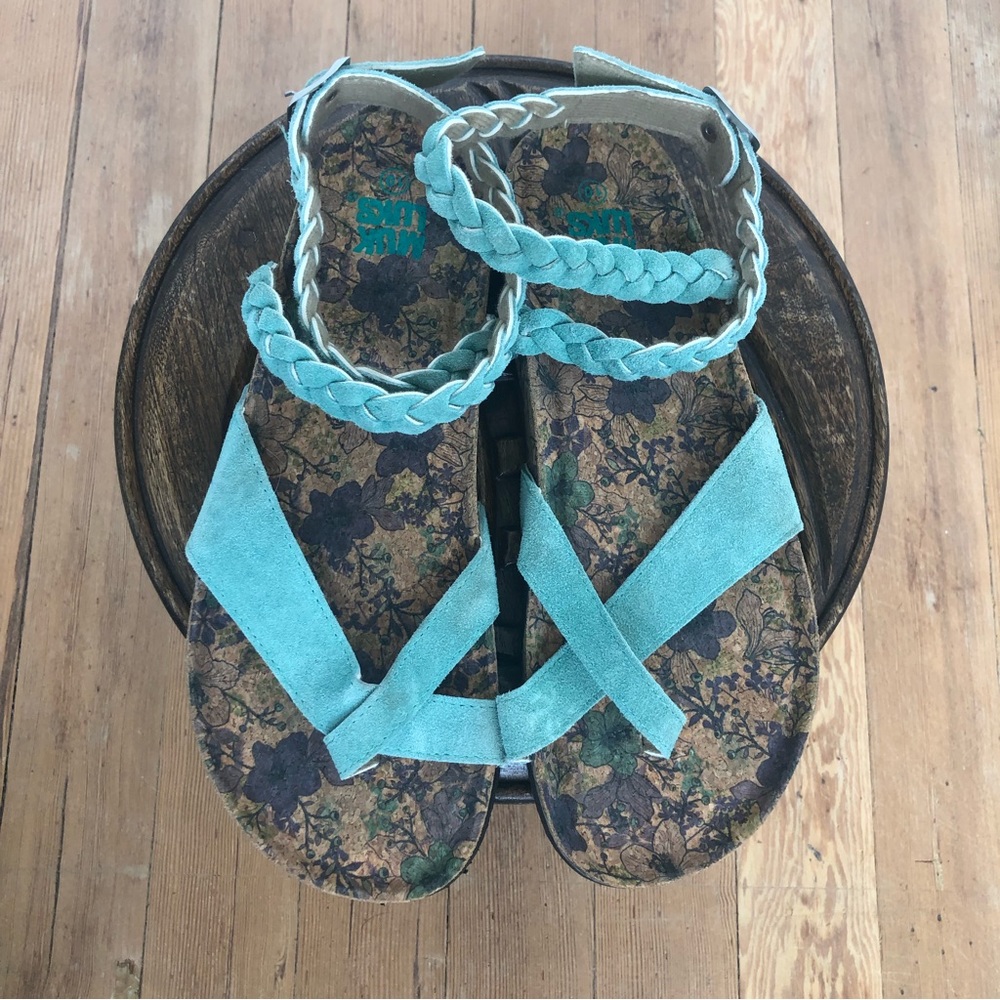 Muk Luks Estelle Sandal in Jade | Sz 10 - Picture 3 of 12